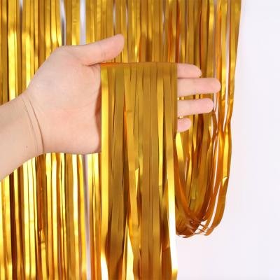 China PET Matte Metallic Fringe Tinsel Foil Curtains for Wedding Birthday Party Christmas Photo Booth Backdrop Decoration Curtain for sale