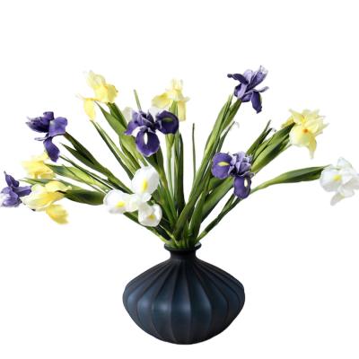 China Real PU Iris Artificial Handmade Realistic Floral Touch Home Decoration Gift Hotel For Flower Arrangement Wedding Bouquet for sale