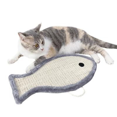 China Viable Fish Form Cat Toy Cat Scratcher Board Soft Sisal Kitten Scratching Mat for sale