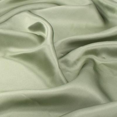 China 16mm 19mm 22mm Charmeuse Silk Fabric Wholesale Viable 100% Pure Natural Silk Fabric Satin Silk Fabric zu verkaufen