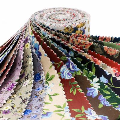 China 20 Pieces / Roll Shrink-Resistant Cotton Fabric 100% Organic Cotton Printed Rose Floral Design Fabric Flowers Gel Roll for sale