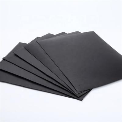 China Fish Pond HDPE Geomembrane Liner Length 50-200m for Landfill and Pond Lining Solutions for sale