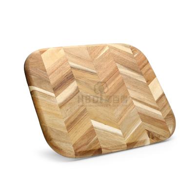 China Disposable Luxury Wooden Kitchen Cutting Board Acacia Grain End Choppers for sale