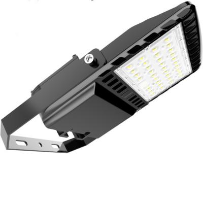 China Toolless de LEIDENE Straatlantaarn 100W met IP66 maakt classificatie voor openluchtverlichtingsinrichting waterdicht. Te koop