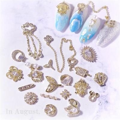 China Luxury Nail Art Zircon Jewelry Gold Diamond Alloy Zircon Jewelry for sale