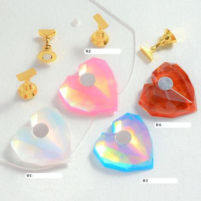 China Heart Shape Nail Art Practice Holder Aurora Colors Magnetic Heart Shape Crystal Base for sale