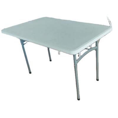 China Modern High Quality Portable Rectangular Plastic Folding Dining Table for sale