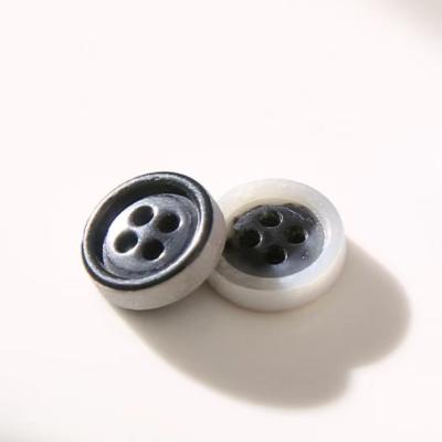 China Durable Washable Custom 4 Holes Nickel Free Dry Cleaning Decorative Sewing Dress Shirt Buttons for sale