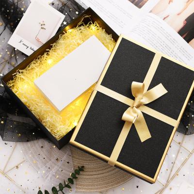 China Recycled Sturdy Wedding Materials Bridesmaid Gift Lid Cover Cardboard Gift Box Rigid Proposal Box Packaging For Presents for sale