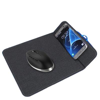 China Multifunctional Radio Charging Hot Product 2021 Qi Wireless Charger Mouse Pad Fast Charger For Iphone12 Induction Wireless Charger for sale