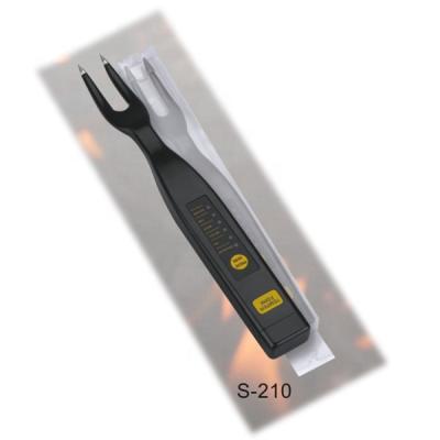 China Easily Cleaned Digital Meat Fork Thermometer Perfect for Grilling BBQ and Home Cooking for sale