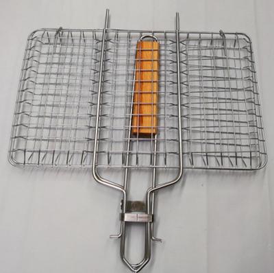 China Easily Cleaned BBQ Cooking Grids With Detachable Wooden Handle / BBQ Mesh for sale