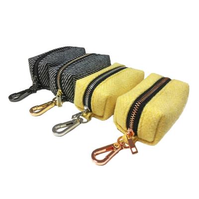 China Sustainable Premium Cotton Dog Poop Bag , Dogs Waste Bag Holder Zipper Pouch With Metal Clip Easy To Use for sale