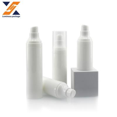 China Classic Cream Dispenser Pump Bottle 30ml PP Airless Plastic Airless 20ML Bottle for sale