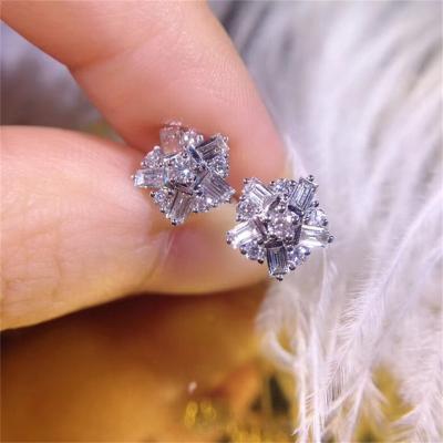 China Hyperbole Drophipping S925 Sterling Silver Filled Stud Earring for Women Aretes De Mujer Bizuteria's Peridot Garnet Earrings for sale