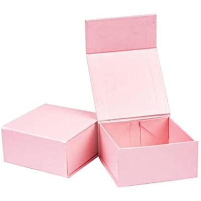 China Kid Recyclable Paper Basket Rose Flower Bouquet Suitcase Gift Bags And Boxes for sale