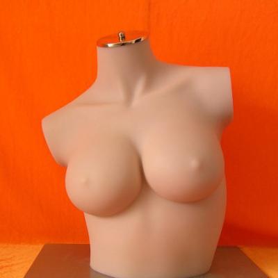 China Large Bust Fashion Bikini Display Bra Mannequin Lingerie Mannequin Female Torso Underwear Display Mannequin New Design Female Plastic Silicone for sale