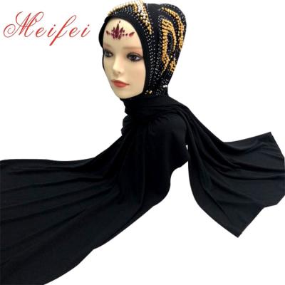 China Polyester Custom Fashion Islamic Muslim Hijab Scarves Bead Rhinestone Women Headwear Abaya Shawl Wrap Muslim Head Scarf for sale