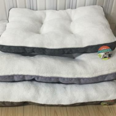 China Viable Manufacturer Wholesale Soft Plush Dog Cushion Canvas Bed for sale