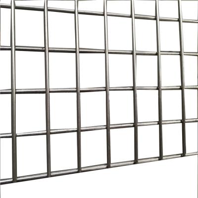 China Easily Assembled Frame Galvanized Easily Assembled 4x4 Hardware 6x6 Metal Reinforcing Welded Wire Mesh Garden Farm Fence for sale