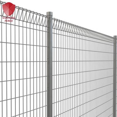 China Easily Assembled Malaysia Galvanized Triangle Bending Wire Mesh BRC Fencing for sale