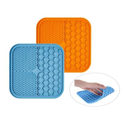 China Automatic Most Popular Food Grade Safe Material Anti Clog Silicone Pet Licking Pad Slow Dog Pad Driver Dog Lick Mat for sale