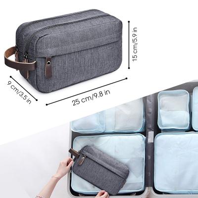 China Vintage Men Wash Kit Travel Storage Bag Organizer Waterproof Toiletries Cosmetic Bag for sale