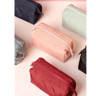 China Durable Nylon Cosmetic Bag Zipper Travel Pouch Makeup Bags Toiletries Organizer Bag For Women Girls Gift Makeup Pouch for sale