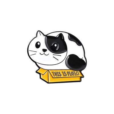 China Europe Custom Design Lovely Brands Cat Enamel Vogue Pins Calico Cat Box Daily Cartoon Brooch Gift For Kids Friends for sale