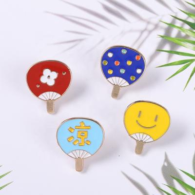 China Creative Small Fan Europe Enamel Pins Smile Clothes Brooches Summer Chinese Cool Badges Metal Opens Gift for Kids Friends for sale