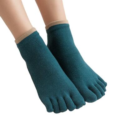 China Summer Men's And Women's Breathable Anti-sweat Silicone Yoga Socks Cotton Shorts Tube Five Finger Socks Breathable Absorbing Socks for sale