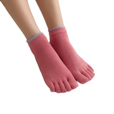 China Summer Men's And Women's Breathable Anti-sweat Silicone Yoga Socks Cotton Shorts Tube Five Finger Socks Breathable Absorbing Socks for sale