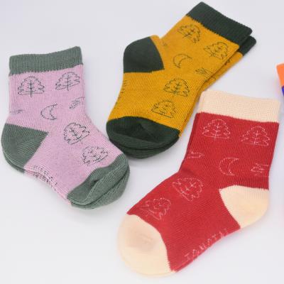 China Sporty baby bumps 2021 popular cute pure cotton baby breathable newborn socks for sale