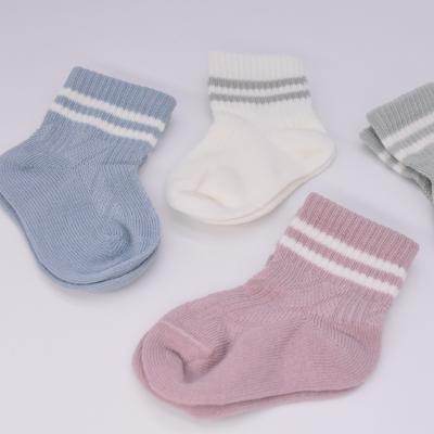 China Sporty Newborn Baby Socks Anti Slip Terry Socks For Baby Winter Thick Warm Baby Socks for sale