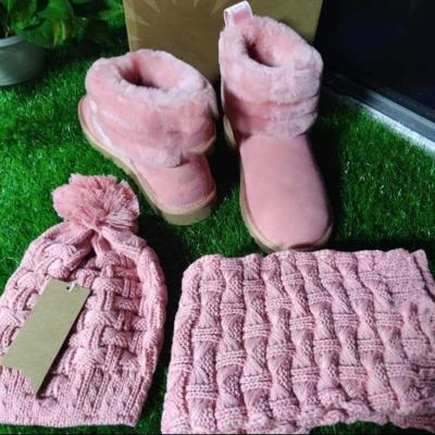 China 2021 OEM Sale Wholesale Hat And Scarf Anti-slippery Warm Snow Boots Set For Lady for sale