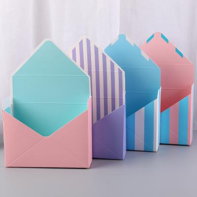 China Recycled Materials Paper Flower Packaging Box Flower Wrap Box Stock Wrap Gift Box For Flowers for sale