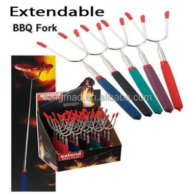 China Retractable non-slip handle hot dog and BBQ easily cleaned fork for sale