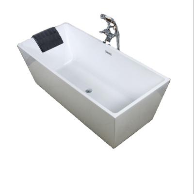 China 1700*790*600MM Retangle Free Standing Acrylic Bathtub With Drainage for sale