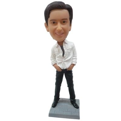 China U. Super S.A Handmade resin man bobblehead photo frame custom head flip frame crafts for sale