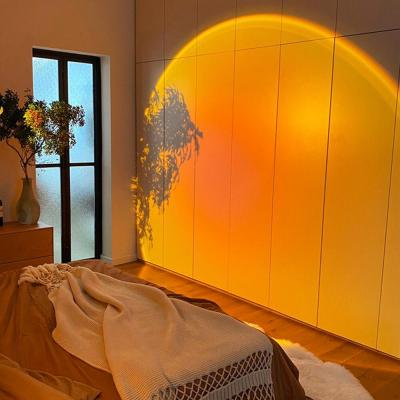 China Modern Sunset Projection Lamp, 180 Degree Rotating Rainbow Lamp Romantic Visual Night Light+USB Charging Modern Sunset Projection Lamp f for sale