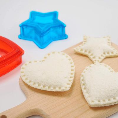 China Sustainable Plastic Sandwich Cutter And Sealer Cookie Cutters For Kids for sale