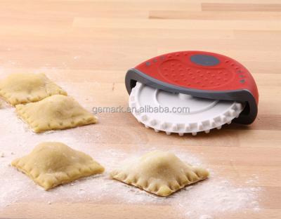 China Sustainable 4 in 1 Dough Mix Set Tool Pizza Cutter Cutting Wheel for sale