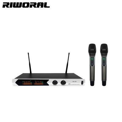 China Riworal VM300 Church 1for 2 Stage Handheld Karaoke Professional Wireless Moving Coil Microphone Handheld Wireless Microphone for sale