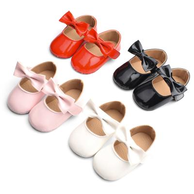 China Light Weigh Soft Unique Princess Kid Moccasins Newborn Bowknot Sneakers Baby Slip On Hook And Loop First Walkers Toddler Anti-Slip Crib Shoes for sale