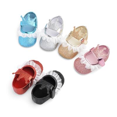 China Light Weigh Newborn Slipper Infant Autumn Slip On Hook Spring And Buckle Sneakers Girls Anti-Slip Soft Lace Unique Hutch Shoes Toddler Moccasins for sale