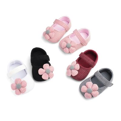 China Light Weigh Toddler Prewalker Baby Flower 0-12 Months Knitted Crochet & Loop Infant Sneakers Cotton Slip On Crib Shoes Girls Mary Jane Flats for sale