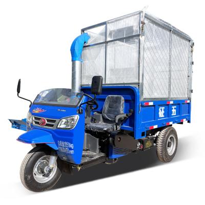 China High Efficiency Low Cost Tricycle Hay Cutter Green Straw Guillotine Cutting and Mixing Machine Five Signs Chassis Grass Processing Crusher for sale