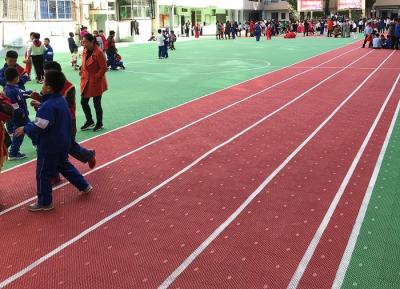 China Anti Skidding PP Running Track Flooring Anti Oxidation With Drainage System for sale