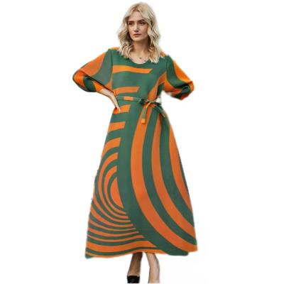 China Long Even Anti-wrinkle Dress Miyake Dress Pleated Round Neck Design Fashion Winter Dress Women for sale