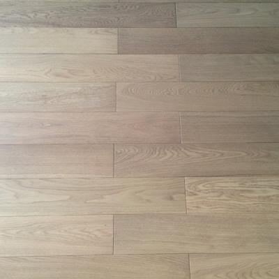 China Modern Multi-Layer Oak Engineered Wood Flooring for sale